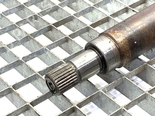 Right front driveshaft VOLVO V40 Hatchback (525) D2 | BP39482357M39 - Image 2