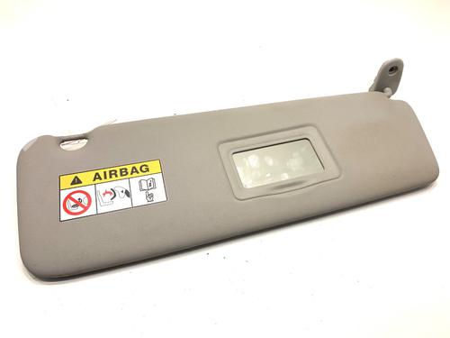 Used Right sun visor Right sun visor 39311423 39311423
