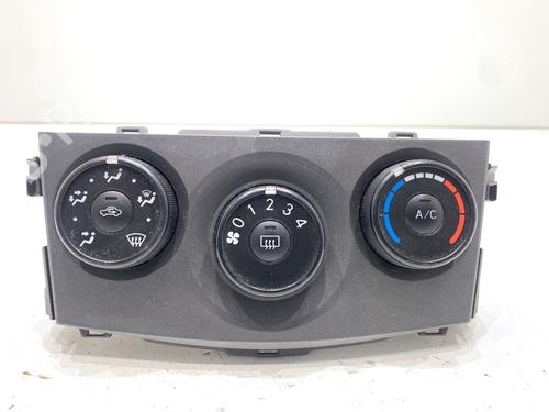 Used Climate control Climate control 39326823 39326823
