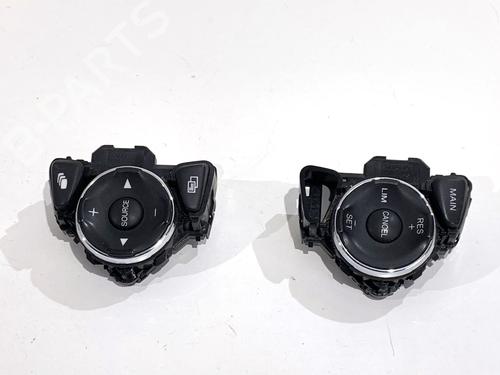 Used Steering wheel controls Steering wheel controls 39307680 39307680