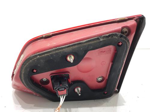 Right taillight VW PASSAT B7 Variant (365) 2.0 TDI | BP39317042C35 - Image 2