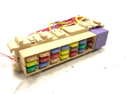 Used Fuse box Fuse box 39269653 39269653