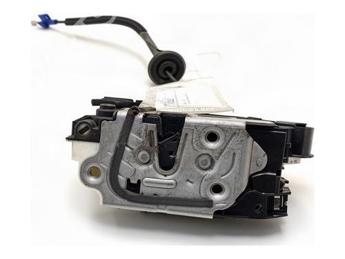 rear-left-lock-seat-leon-5f1-2012-2013-2014-2015-2016-2017-2018-2019-2020-2021-39357920 main image