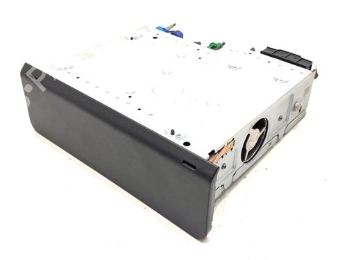sistema-audio-audi-a4-b9-8w2-8wc-2015-39301788 main image