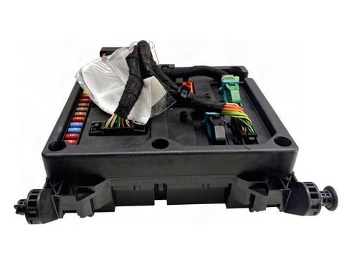 Used Fuse box Fuse box SEAT ALHAMBRA (7V8, 7V9) 1.9 TDI (131 hp) 40619769 40619769