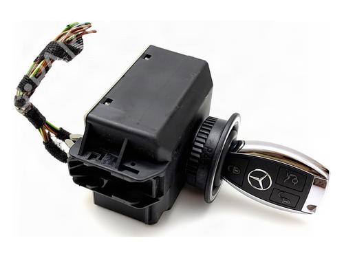 Used Switch Switch MERCEDES-BENZ E-CLASS (W212) E 400 4-matic (212.067) (333 hp) 39704104 39704104