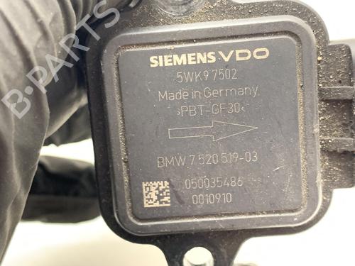 Mass air flow sensor BMW 5 (E60) 525 i | BP39497072M95 - Image 4