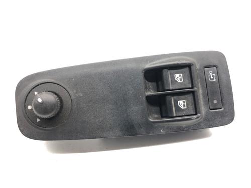 switch-peugeot-boxer-van-2006-39327624 main image