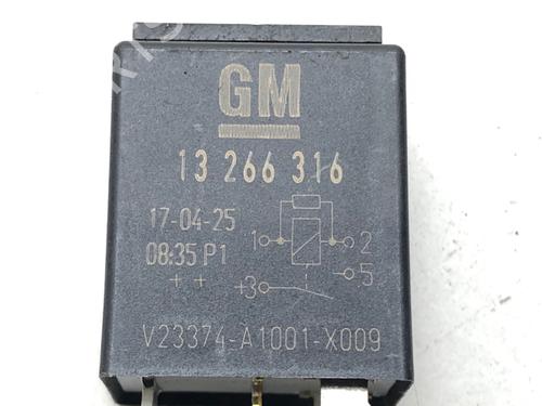 Fuse box OPEL ADAM (M13) 1.4 | BP39270571E1 - Image 6