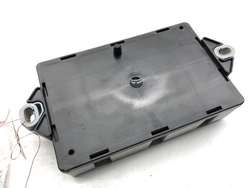 Fuse box JAGUAR F-PACE (X761) 2.0 TD4 | BP39324488E1 - Image 2