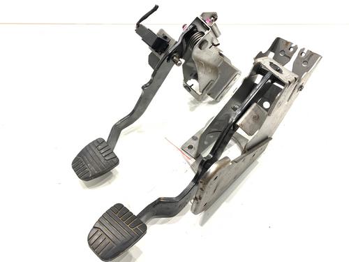 pedal-opel-antara-a-l07-2006-2007-2008-2009-2010-2011-2012-2013-2014-2015-2016-2017-39306400 main image