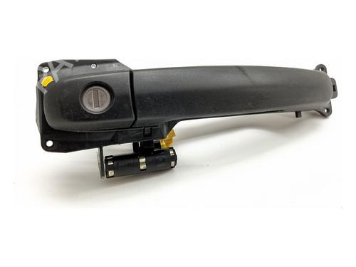 Used Front left exterior door handle Front left exterior door handle SUZUKI VITARA (LY) 1.4 Hybrid (Mild Hybrid) (APK414) (129 hp) 39354605 39354605