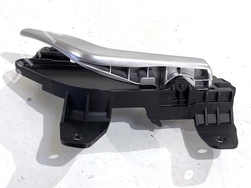 Front right interior door handle KIA EV6 (CV) ELECTRIC AWD | BP39341378I14 - Image 2