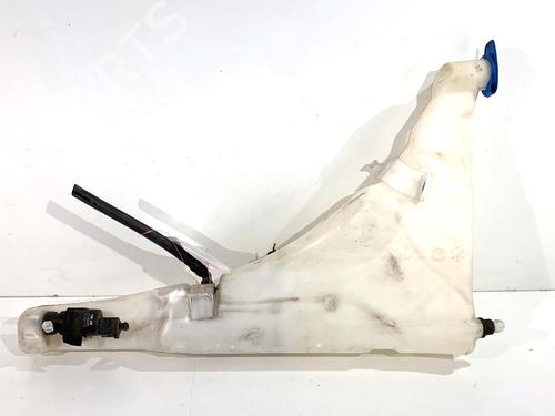 Used Windscreen washer tank Windscreen washer tank 39342594 39342594