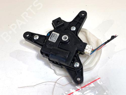 Used Heater blower motor Heater blower motor HYUNDAI ix35 (LM, EL, ELH) 1.6 (135 hp) 39352019 39352019