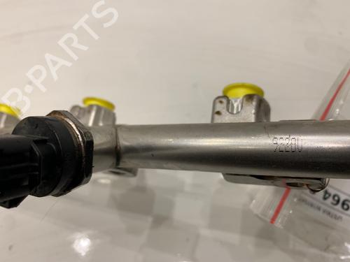 Injection rail SUZUKI SX4 S-Cross (JY) 1.4 T (AKK414) | BP40250203M98 - Image 4