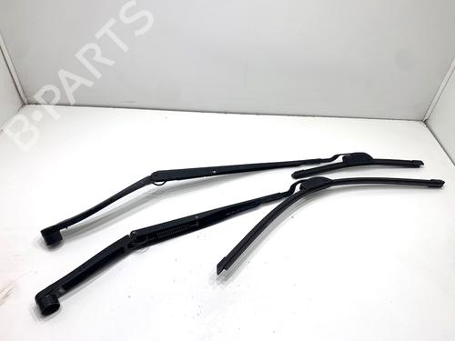 front-windshield-wiper-arm-hyundai-i40-i-cw-vf-2011-2012-2013-2014-2015-2016-2017-2018-2019-39315410 main image