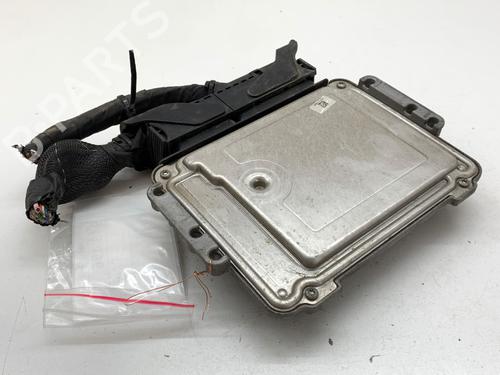Engine control unit (ECU) KIA CEE'D SW (ED) 1.6 CRDi 90 | BP39372469M57 - Image 2