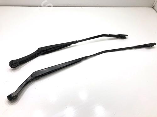 front-windshield-wiper-arm-audi-q3-sportback-f3n-2019-39313971 main image