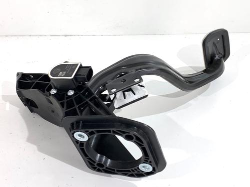 Pedal BMW 5 (G30, F90) 520 d xDrive | BP39323457I4 - Image 3