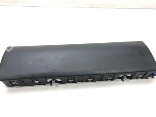 Used Knee airbag Knee airbag 39272744 39272744