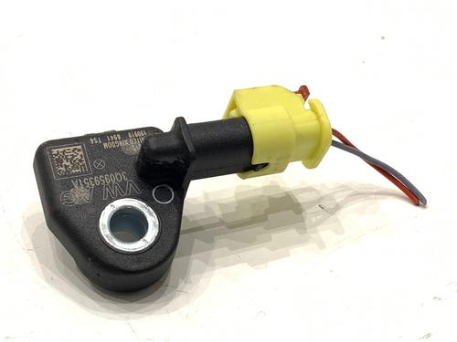 Used Electronic sensor Electronic sensor 39357936 39357936