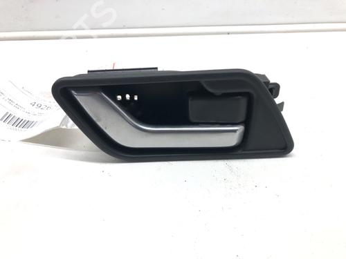 Used Front right interior door handle Front right interior door handle 39270994 39270994