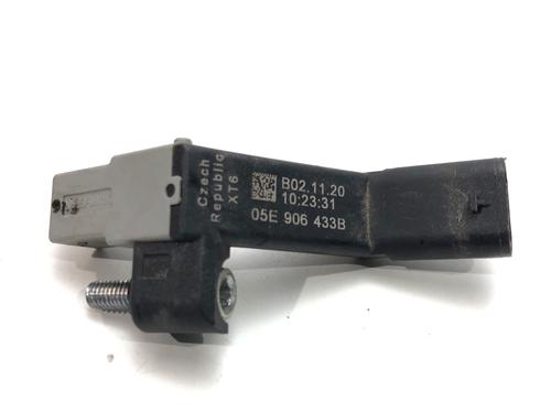 electronic-sensor-seat-arona-kj7-kjp-2017-39280838 main image