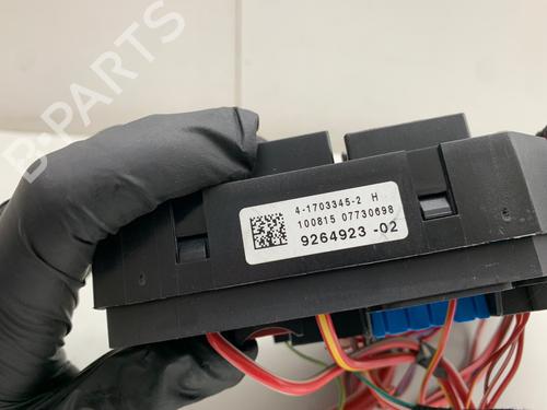 Fuse box BMW 6 Gran Coupe (F06) 640 d xDrive | BP40171411E1 - Image 4