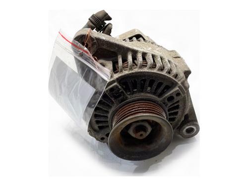 Used Alternator Alternator TOYOTA YARIS (_P1_) 1.0 (SCP10_, SCP10R) (65 hp) 40490379 40490379