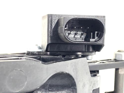 Pedal BMW 5 (G30, F90) 520 d xDrive | BP39323457I4 - Image 4
