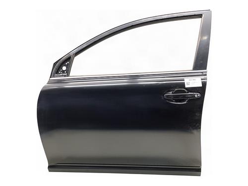 Used Left front door Left front door TOYOTA AVENSIS Estate (_T25_) 2.0 VVT-i (AZT250_, AZT250R) (147 hp) 39762801 39762801