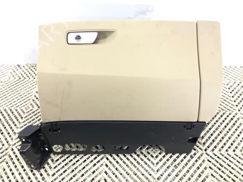 glove-box-audi-q7-4mb-4mg-4mq-2015-39285933 main image