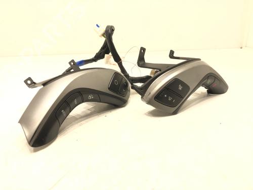 Steering wheel controls HYUNDAI i30 (GD) 1.6 CRDi | BP39283233E15 - Image 3