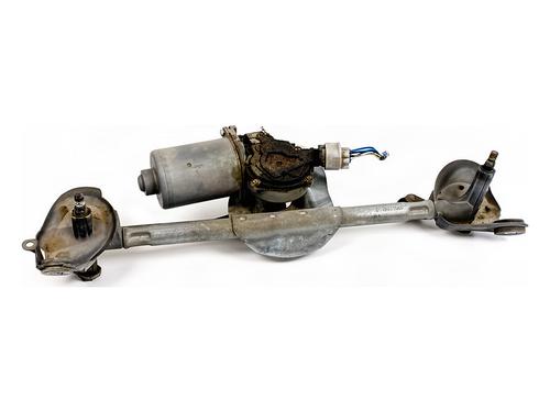 Used Rear wiper motor Rear wiper motor TOYOTA YARIS (_P1_) 1.0 (SCP10_, SCP10R) (65 hp) 40250551 40250551