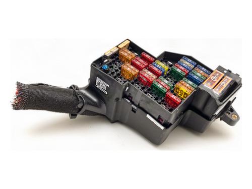 Used Fuse box Fuse box VW TOUAREG (7LA, 7L6, 7L7) 2.5 R5 TDI (174 hp) 40489728 40489728