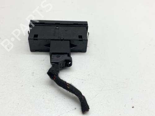 Warning switch AUDI A6 C6 Avant (4F5) 2.7 TDI | BP40068639I22 - Image 2