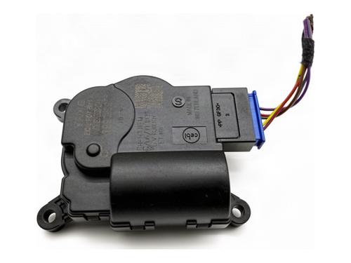 Used Heater blower motor Heater blower motor SKODA OCTAVIA III (5E3, NL3, NR3) 1.6 TDI (115 hp) 40521765 40521765