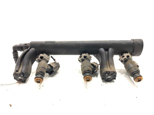 Injection rail PEUGEOT 2008 I (CU_) 1.2 VTi | BP39353938M98 - Image 3