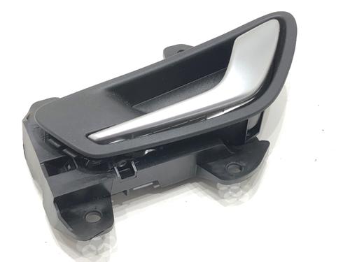 Front left interior door handle HYUNDAI TUCSON (NX4E, NX4A) 1.6 T-GDi | BP39289603I13 - Image 2