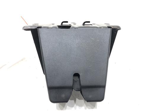 tailgate-lock-volvo-xc60-ii-246-2017-39282286 main image