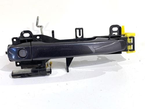 Used Front left exterior door handle Front left exterior door handle 39351523 39351523