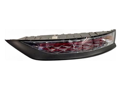 right-taillight-ds-ds-7-j4_-jc_-2022-39368472 main image