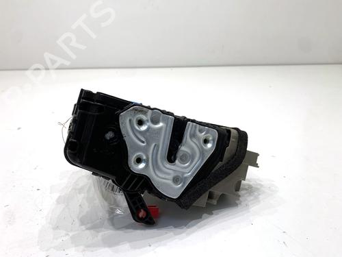 front-right-lock-kia-xceed-cd-2019-39345956 main image