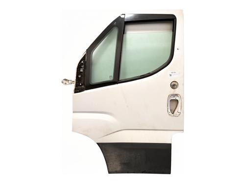dr-venstre-fortil-iveco-daily-vi-van-2014-39354088 main image