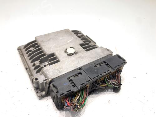 Used Engine control unit (ECU) Engine control unit (ECU) 39327824 39327824