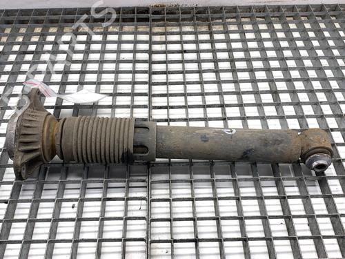 Used Right rear shock absorber Right rear shock absorber 39336638 39336638