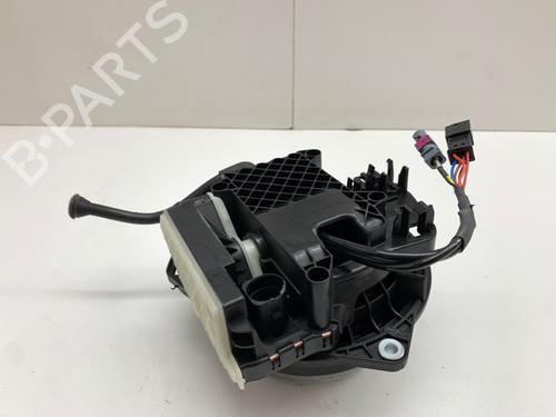 Tailgate handle VW ARTEON (3H7, 3H8) 2.0 TDI | BP39359702C132 - Image 4