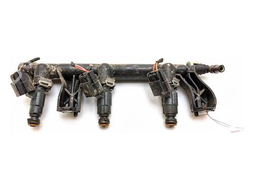 Used Injection rail Injection rail 39353938 39353938
