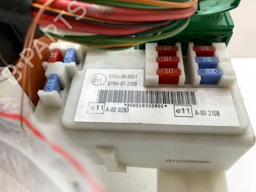 Fuse box FORD KUGA I 2.0 TDCi | BP39357245E1 - Image 6